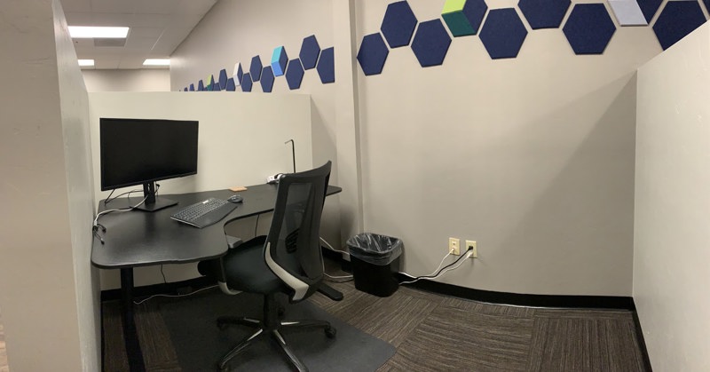 Desk 202