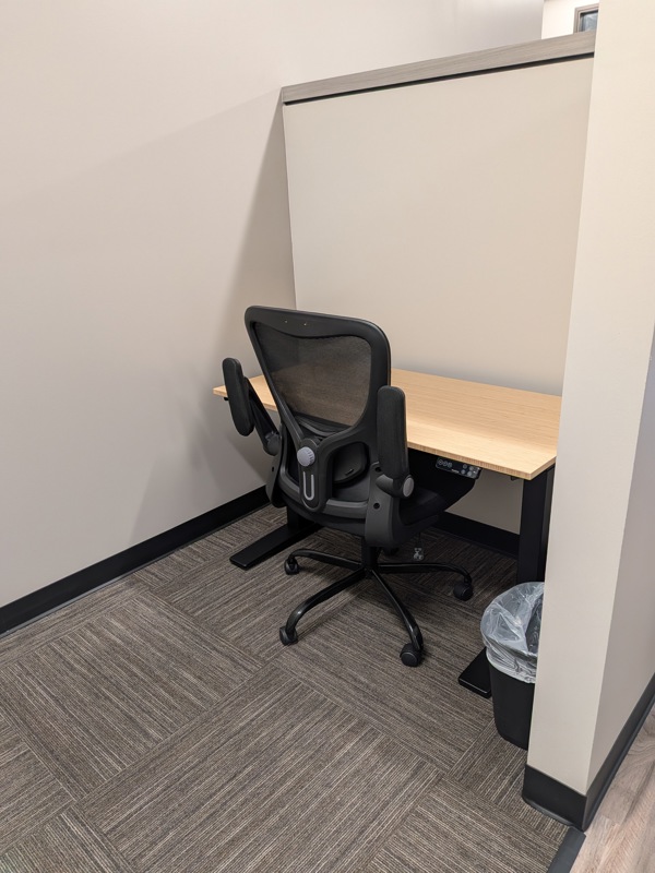 Desk 208