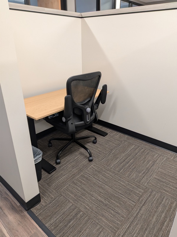 Desk 204